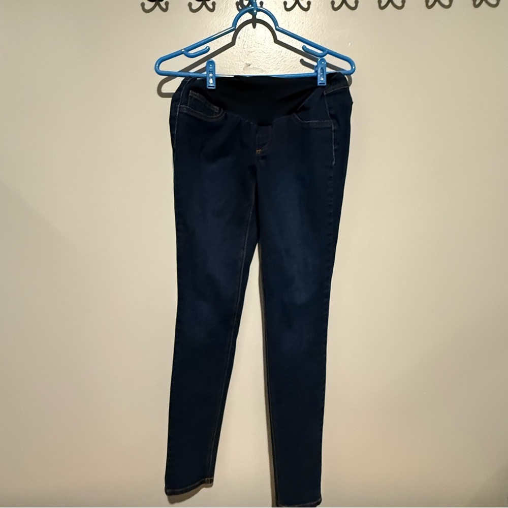 Jessica Simpson maternity jeans